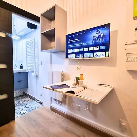 Apartment Le Petit Quai De Seine Paris